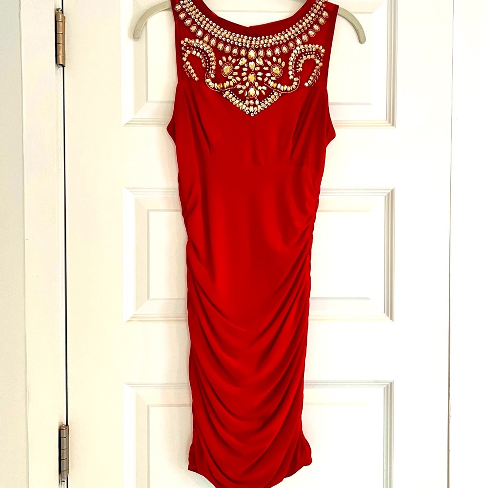Red B. Darlin Curvy Fitted Dress Fits Size 4-6